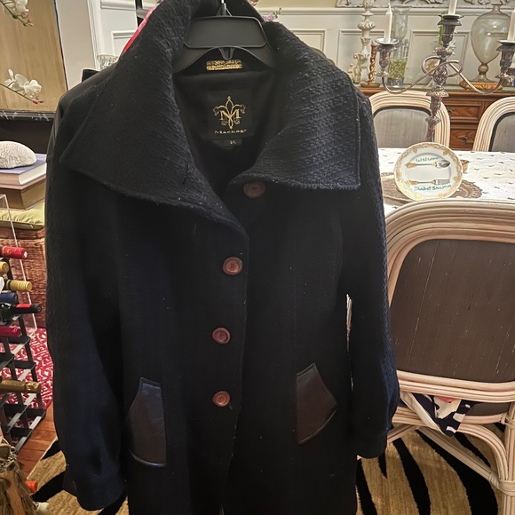 Ladies fall coat - Picture 3 of 4